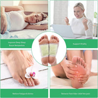 Jijizhazha 60 Pcs Natural Ingredients Detox Foot Patches,Organic Bamboo Vinegar Detox Foot Pads Improves Sleep Quality, Easy to Use(Extra Socks)