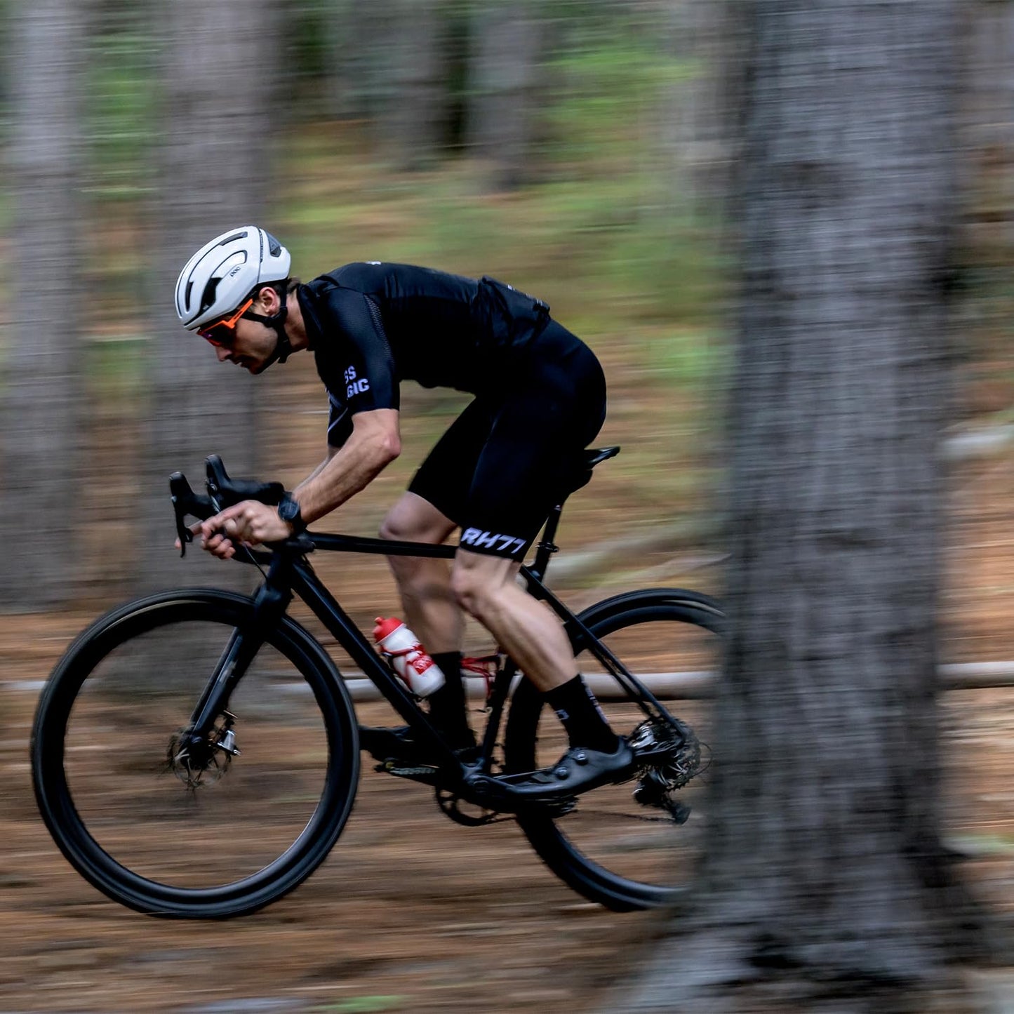 ASS MAGIC Chamois Cream | Anti-Chafing Cream for Cycling, Running, and Multisport | Skin Protection for Men & Women | Long-Lasting Comfort & Hygiene | Prevent Chafing & Irritation | 200 ml