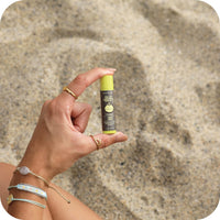 SUN BUM Sun Bum SPF 30 Pineapple Sunscreen Lip Balm, Vegan and Cruelty Free Broad Spectrum UVA/UVB Lip Care, Made with Aloe and Vitamin E for Moisturised Lips, 4.25g