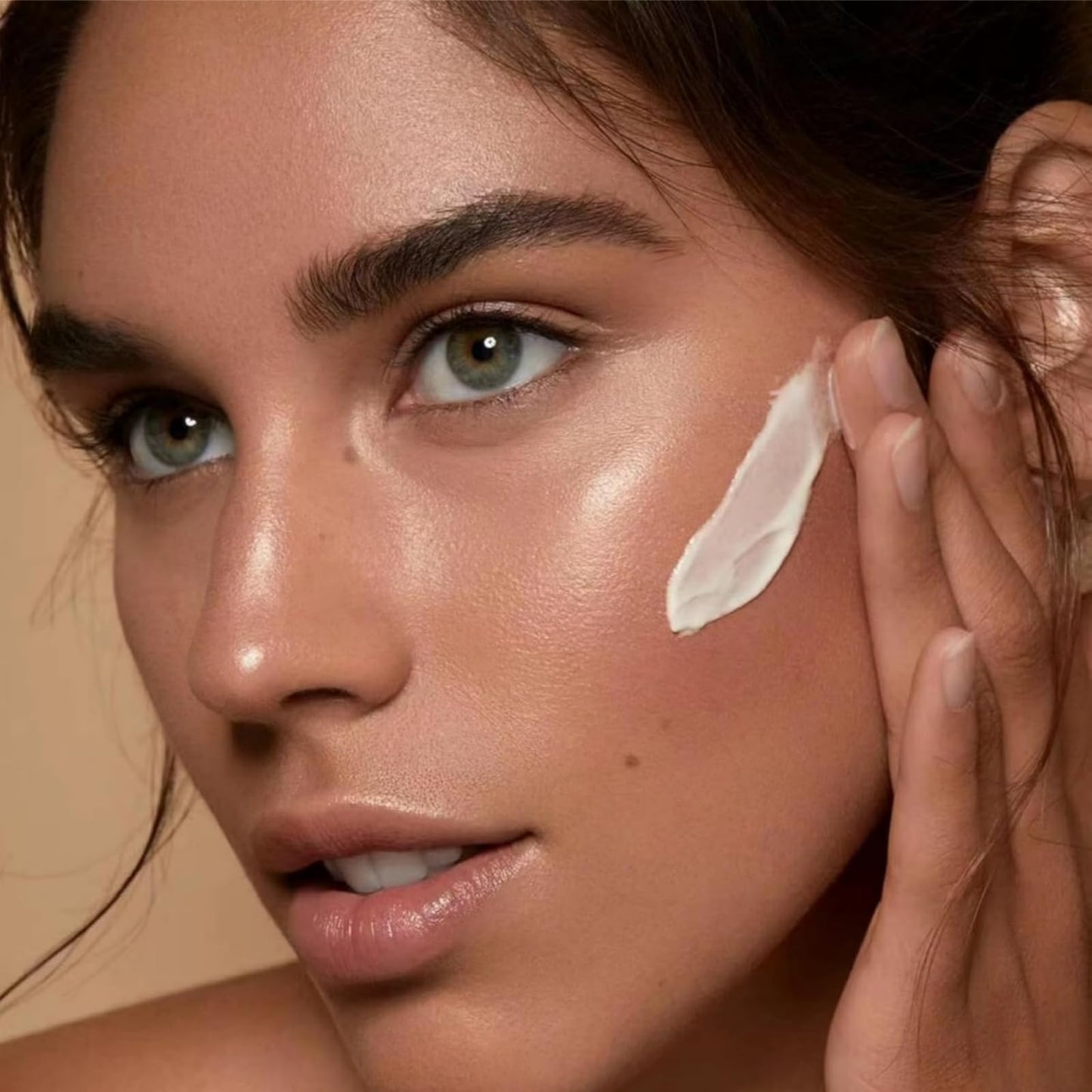 Bee Ven-om Skin Treatment Cream,Been Ven-om Cream,Be-e Ve-mom Cr-eam For Wrinkles,Skin Firming Tightening Lotion,Multi Purpose Lotion,Relieve Skin Itchiness,Soften And Nourish,Hydrate And Moisturize