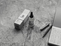 Maneman London Beard Oil | Vanilla | Non greasy | Moisturises and Conditions Beard |Natural and organic | Argan, Jojoba & Aloe Vera oil Vitamin e | Mens Gift (30mL) (Vanilla)