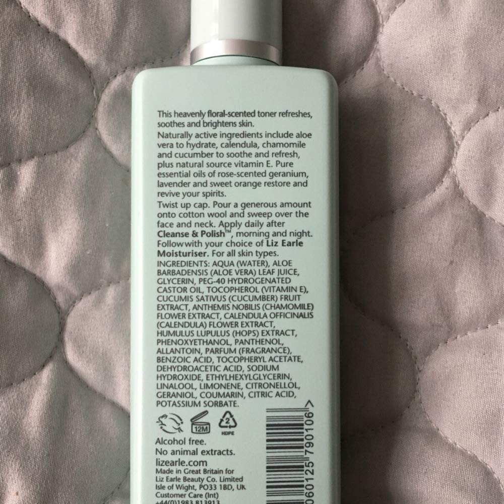 Aetn Future Liz Earle Instant Boost Skin Tonic 3 x 200ml Bottle A Face Moisturiser To Repair Sensitive Cleanse Skin