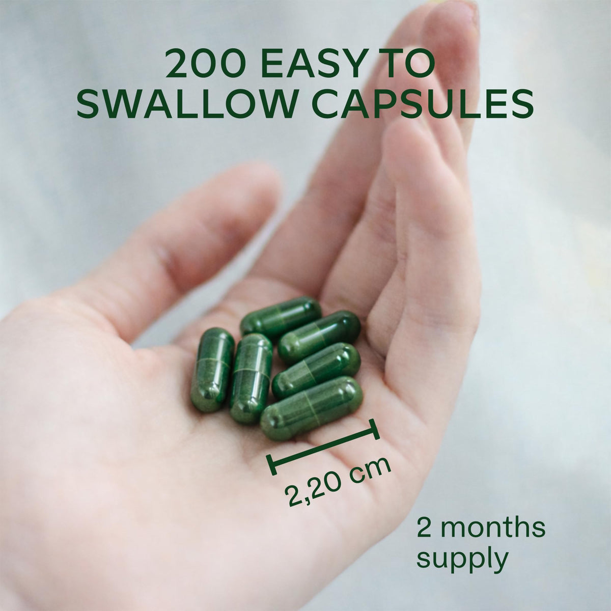 AAVALABS Organic Spirulina and Chlorella Capsules - Spirulina Powder and Chlorella Powder - Broken Cell Wall - 1800mg per Serving - 200 Capsules - Vegan