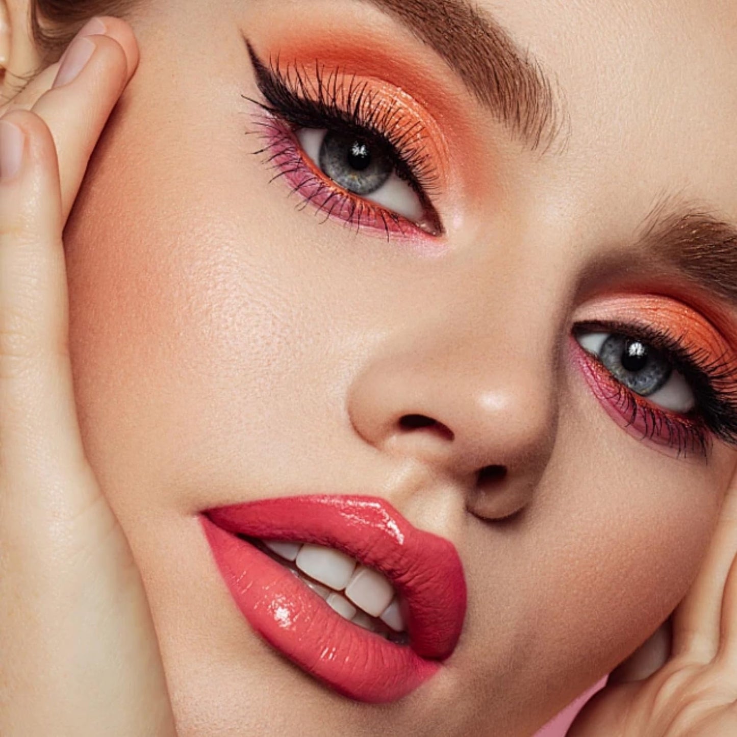 HIVETZ Pink Eyeshadow Palette,Make-Up Palettes,9 Colour Glitter Matte Eye Shadow Pallets,Shimmer Glitter Eye Shadow Pallets,Bright Eyeshadow Palettes,Makeup Eyeshadow,Long Lasting Highly Pigmented Eye Shadow
