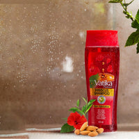 Vatika Naturals Hibiscus Oil Shampoo 425ml l Specially formulated with hibiscus extract & Natural oil which strengthens, cleanses & revitalizes lifeless hair