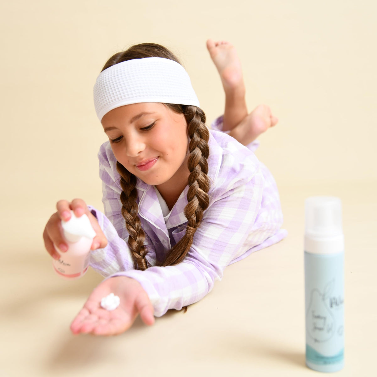 LAV KIDS Lav Kids Moisturising Bodycare Bundle- Shower Gel for Soft and Delicately Scented Skin 200ml & Delicate Body Lotion 200ml, Dermatologically Tested, good for Sensitive Skin