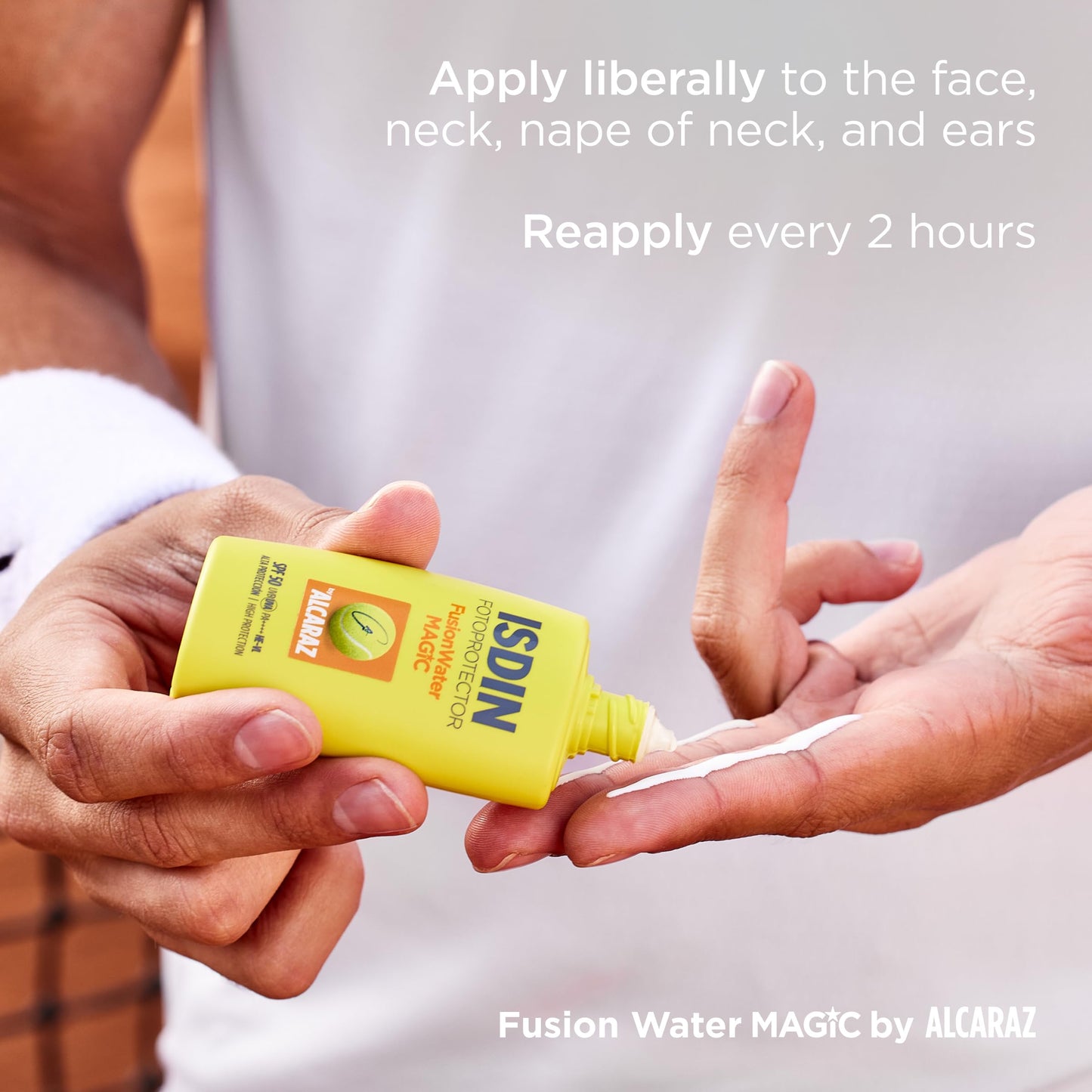 ISDIN Fotoprotector Fusion Water MAGIC by Alcaraz Facial Sunscreen with Ultralight Texture and Watery External Phase with Refreshing Effect, 50 ml