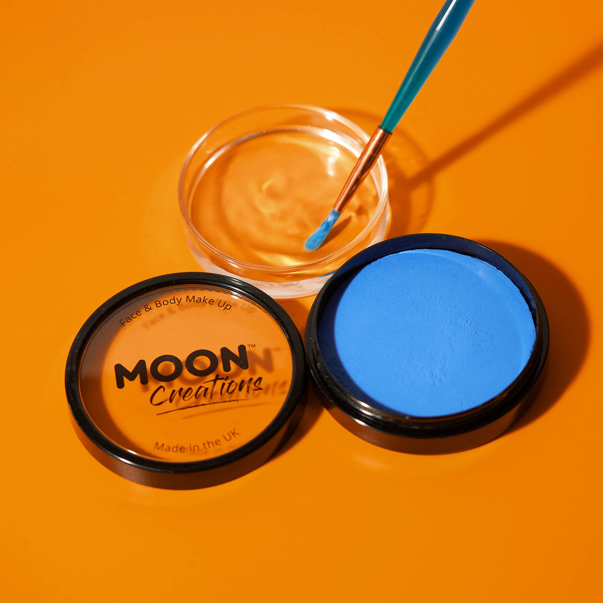 Moon Creations Pro Face & Body Makeup | Light Green | 36g | Professional Colour Paint Cake Pots for Face Painting | Face Paint For Kids, Adults, Fancy Dress, Festivals, Halloween