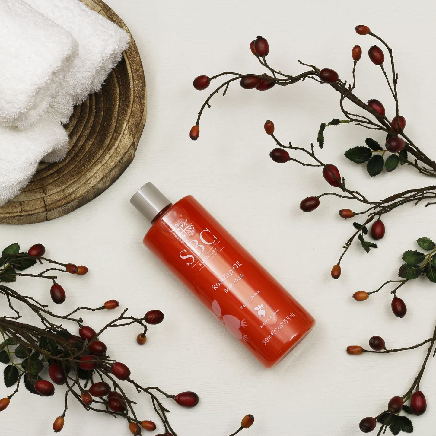 SBC Skincare Rosehip Oil Body Wash 300ml, Anti-Ageing Bath and Shower Body Wash with Rosehip Oil and Vitamins A, C and E, Delicate Scent