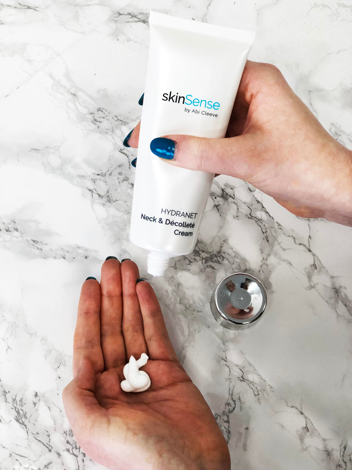 skinSense by Abi Cleeve Skinsense Hydranet Replenishing Neck & Décolleté Cream 100ml, Hydrating Cream for Delicate Neck Area, Moisturising Treatment for Body, Dry Skin Repair