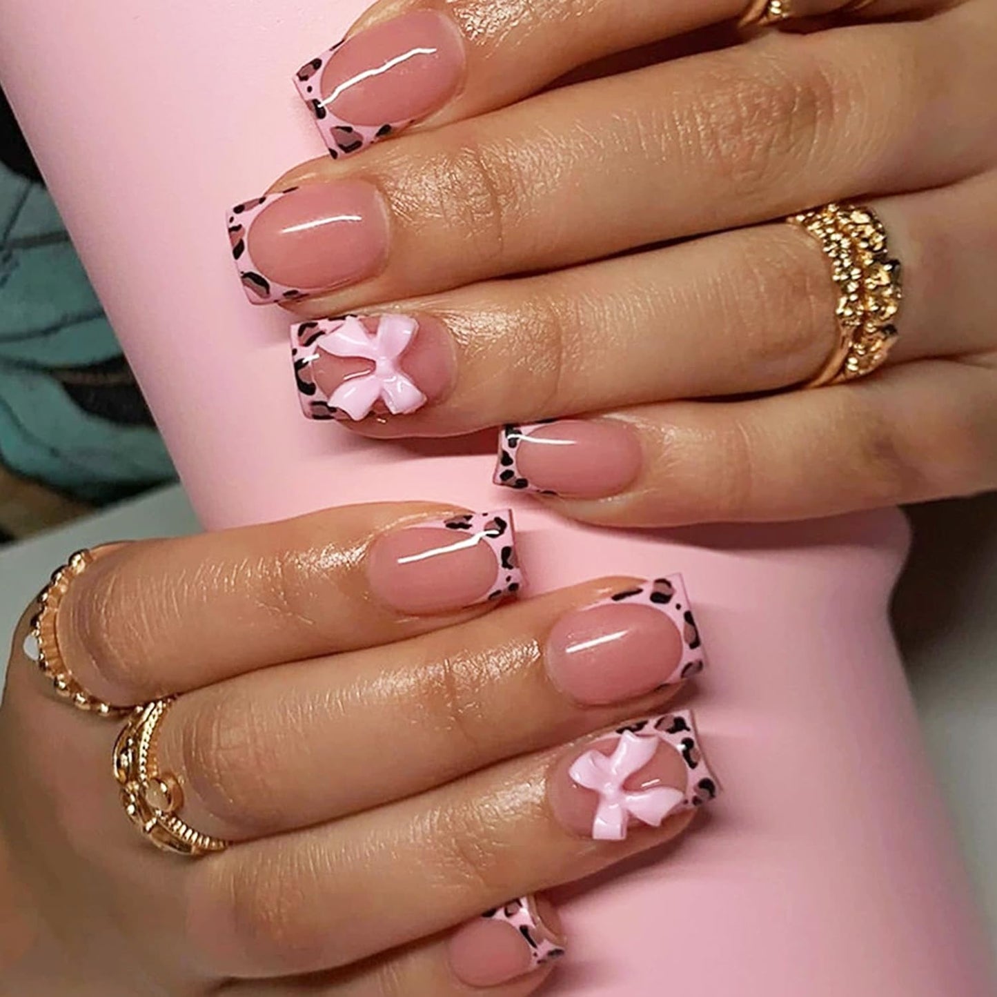 Generic Leopard French Tip Press on Nails - Short Square Pink Acrylic Fake Nails with Jelly Glue, Full Cover, 24 Pcs, Cute Bow Design, Durable & Easy to Apply for Women