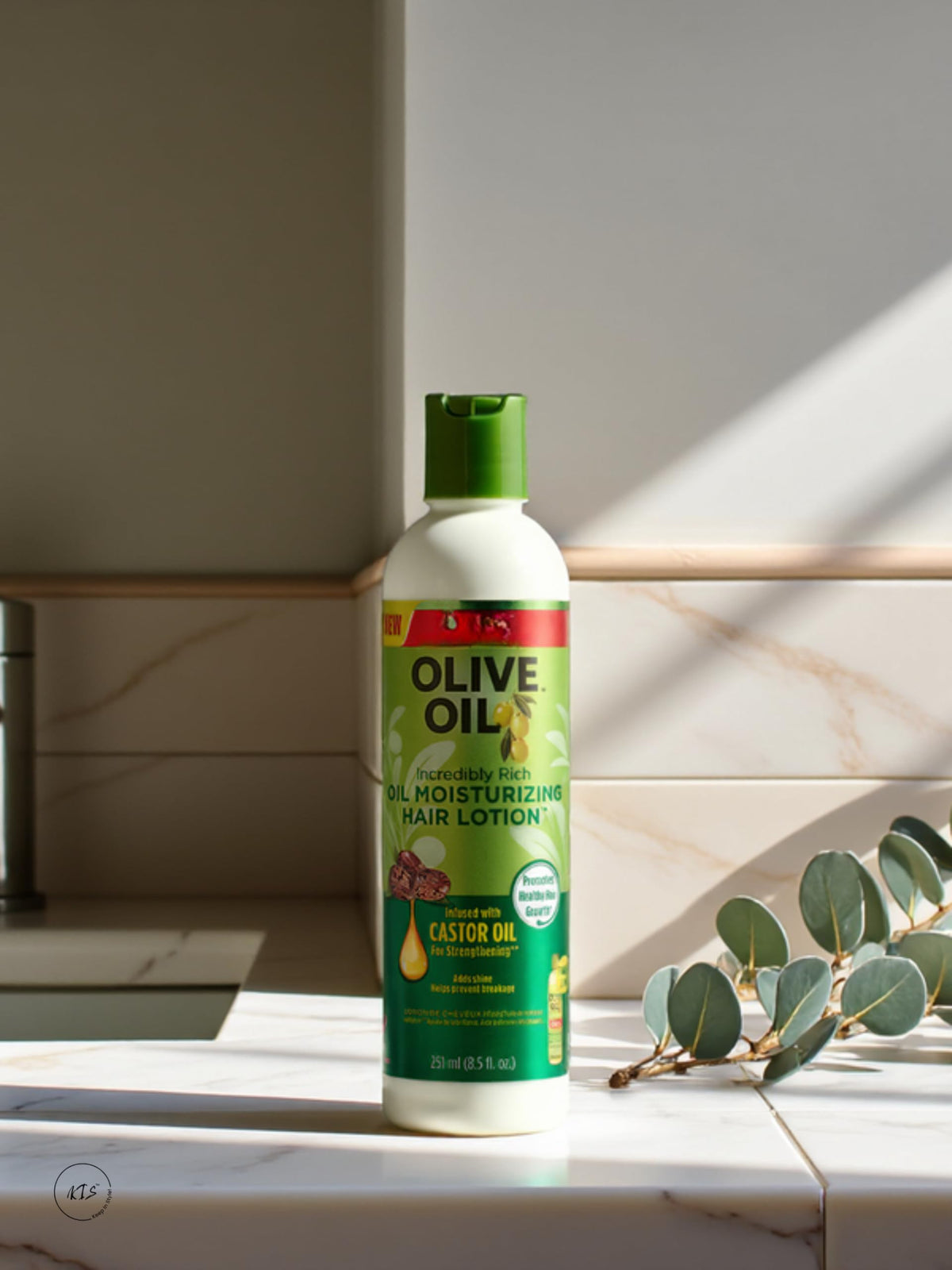 KEEP IN STYLE! Olive Oil Incredibly Rich Moisturizing Hair Lotion of ORS– Hydrating & Strengthening Hair Treatment w/Castor Oil, Heat Protection, Frizz Control, and Shine for Dry, Curly, Hair (Pack of 1)