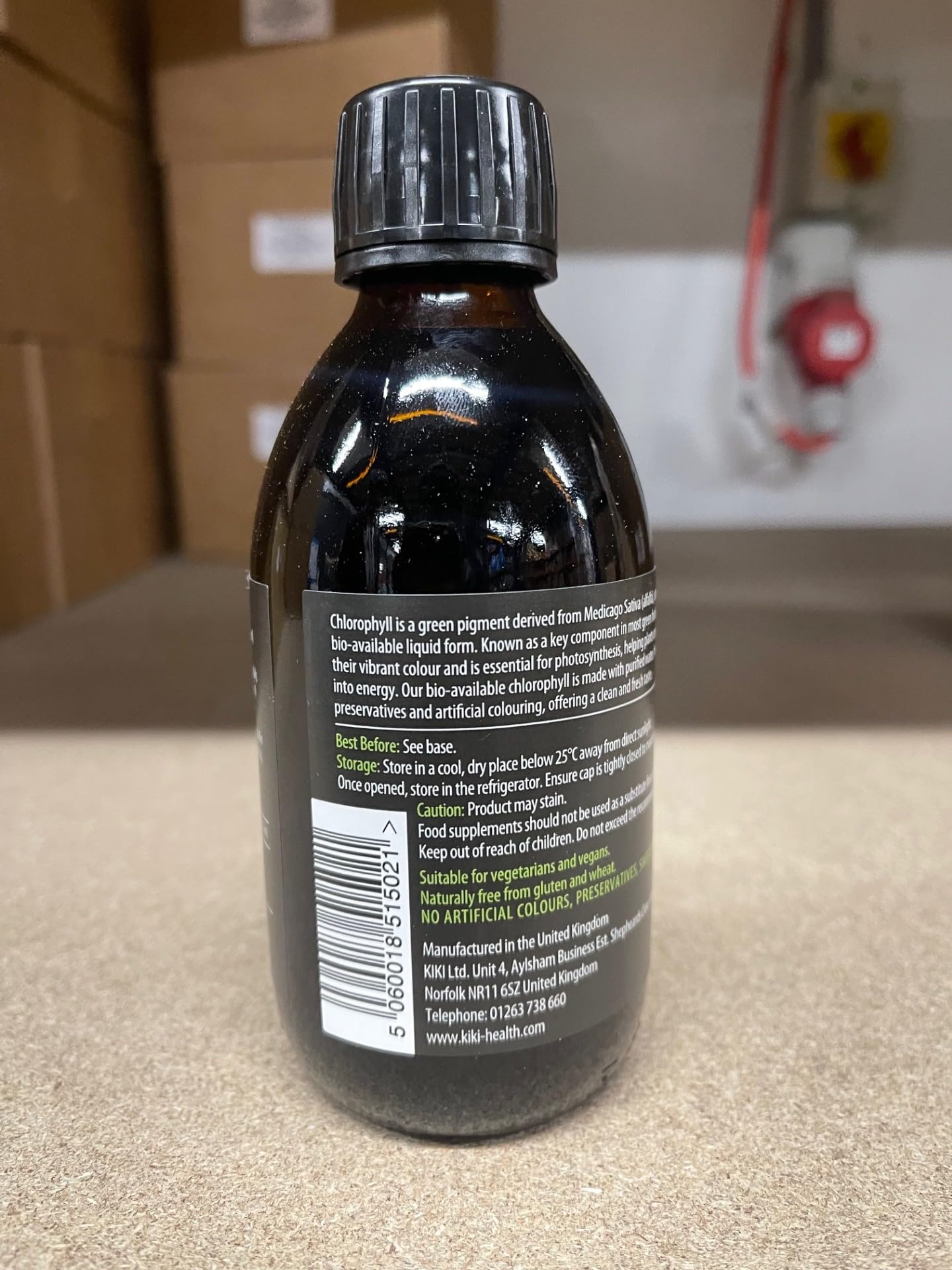 KIKI HEALTH KIKI Health - Liquid Chlorophyll, Extracted from Alfalfa - 100mg Chlorophyll Extract Per Serving - Natural Internal Deodoriser - 100% Natural Ingredients - Vegan Friendly - 250ml