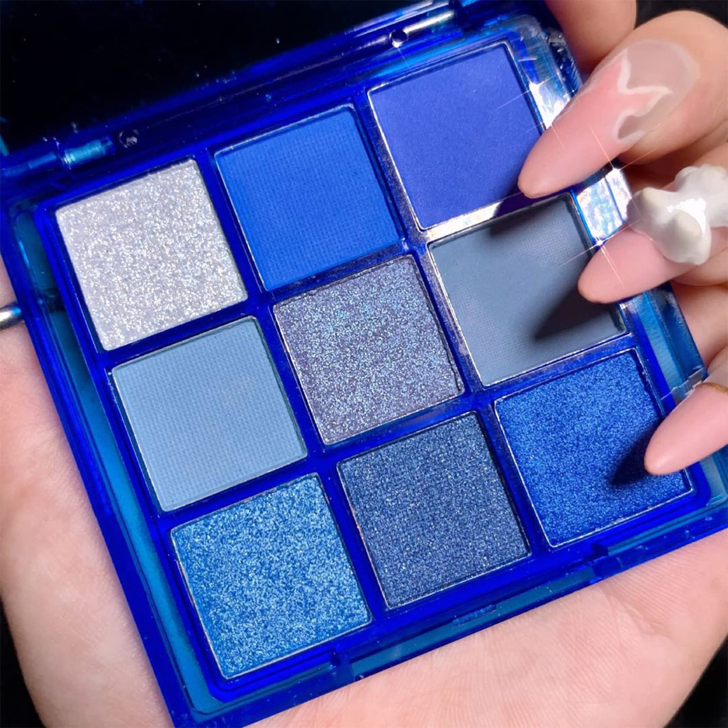 MEITREND Eyeshadow Palette, Blue Glitter Eyeshadow Waterproof Eye Shadow Pallets For Women, Klein Blue Matte Shimmer Eyeshadow Palette 9 Color Long Lasting High Pigmented Eye Make-Up Palette
