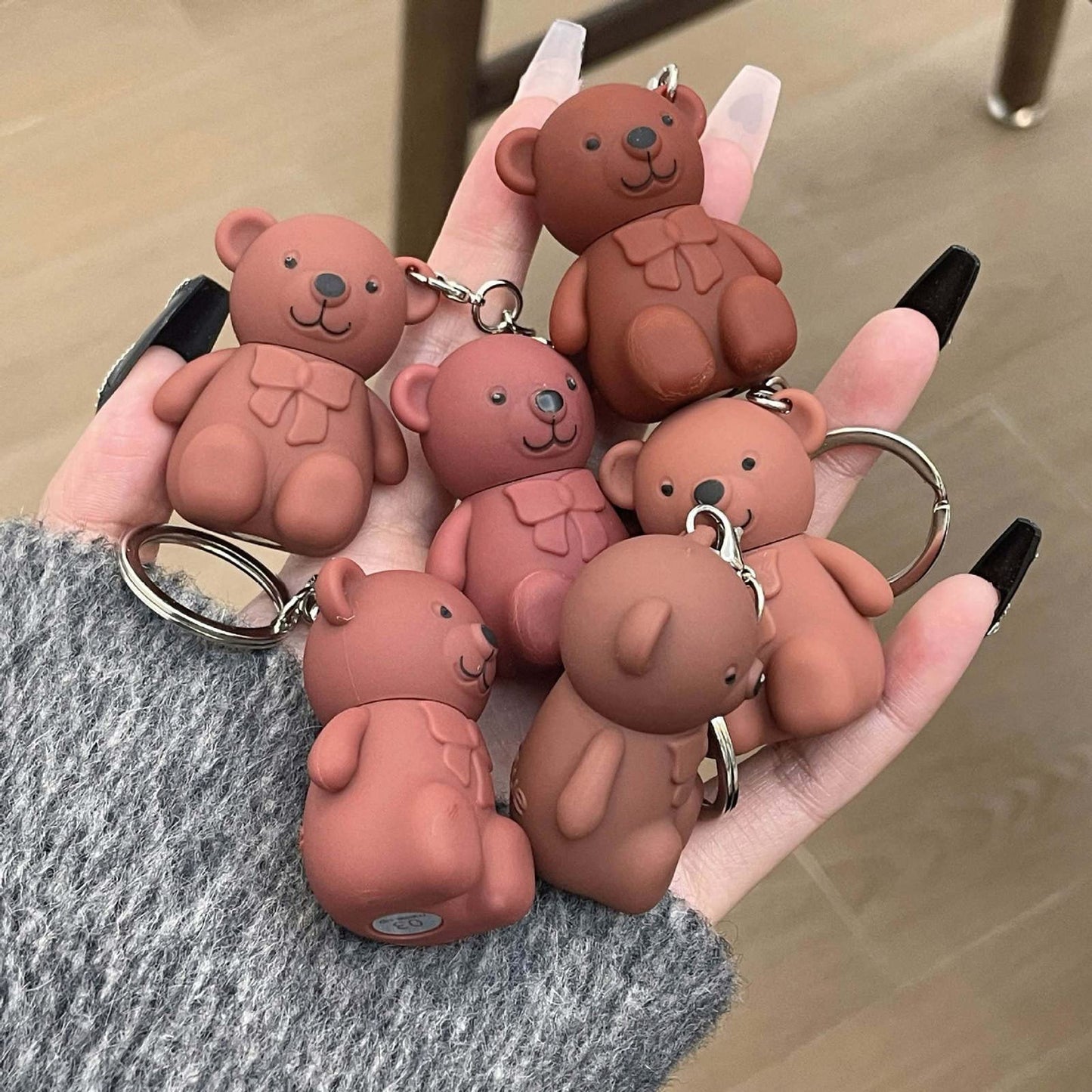 Grospe 2 in 1 Keychain Bear Lipsticks Velvet Matte Lipstick Long Lasting Waterproof Lip Gloss Cute 2 in 1 Key Chain Bear Lipstick Lip Mud Nice Gift for Girls Women - C(6 colors)