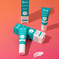 Q+A Niacinamide Daily Sunscreen SPF 50: Ultra-Light, Non-Greasy, Broad-Spectrum UVA/UVB Protection, Oil Control, Pore Refining, Hydrating, 90% Natural Ingredients, Vegan, Cruelty-Free, 50ml