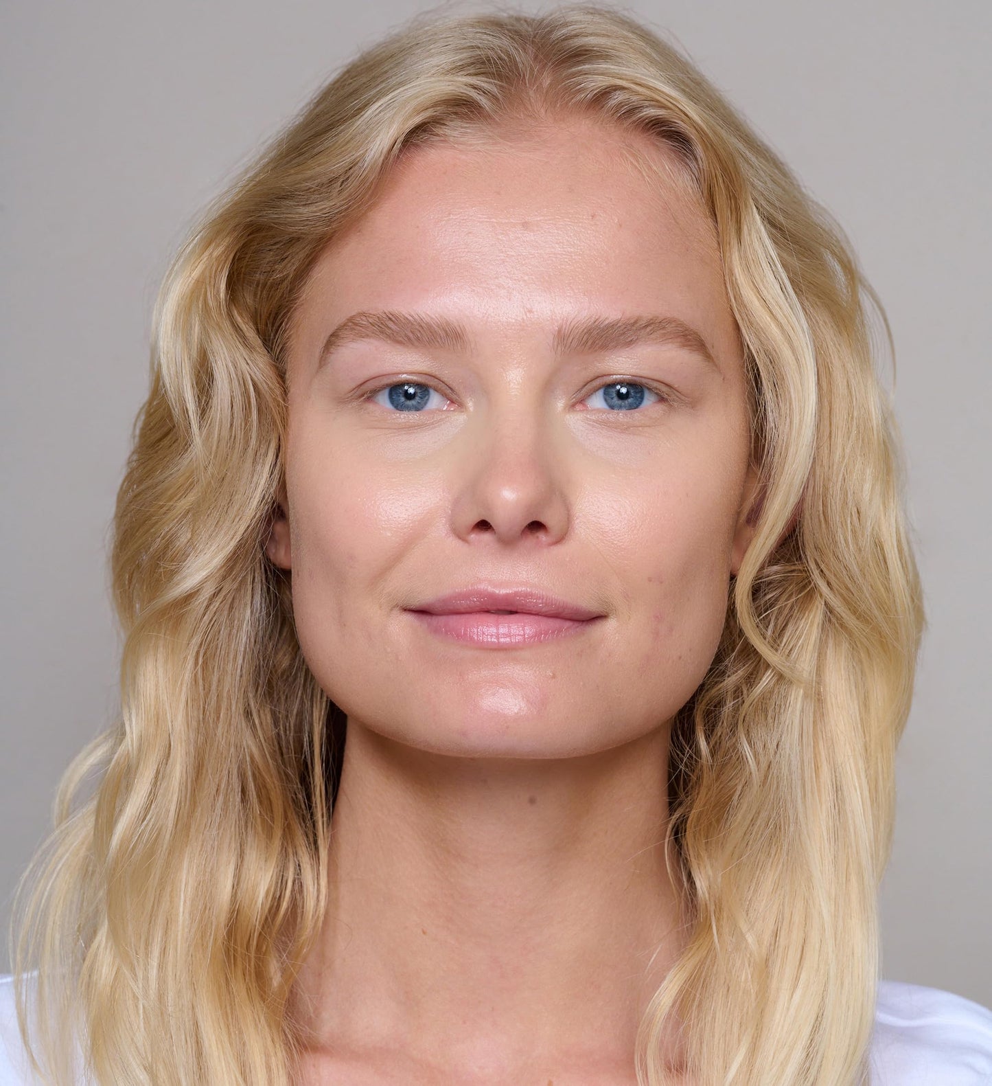 Mii Cosmetics Skin-Loving BB Cream | SPF 15 | Anti-Aging Amino-Rich Soy Extracts | Nourishing & Moisturising with Built-in Primer | Radiantly Fair