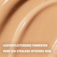 Maybelline New York Make-Up, Dream Radiant Liquid Make-Up, Liquid Foundation, No. 37 Vanilla, 30 ml