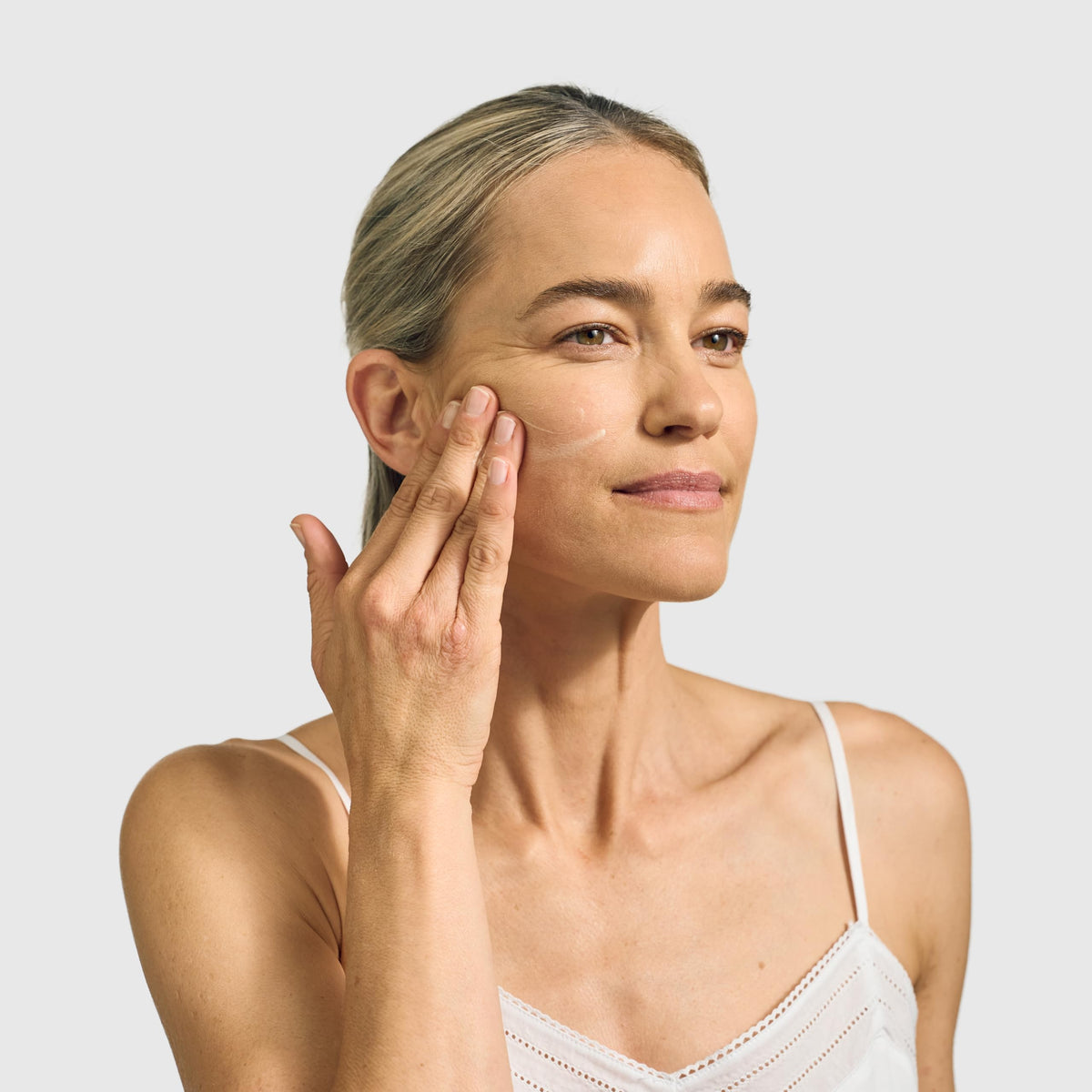 Pai Skincare London | BONNE NUIT BioPeptide Renewal Night Cream, Clinically Proven to Reduce Fine Lines & Boost Moisturisation by 32% Overnight. 50ml / 1.7 fl oz