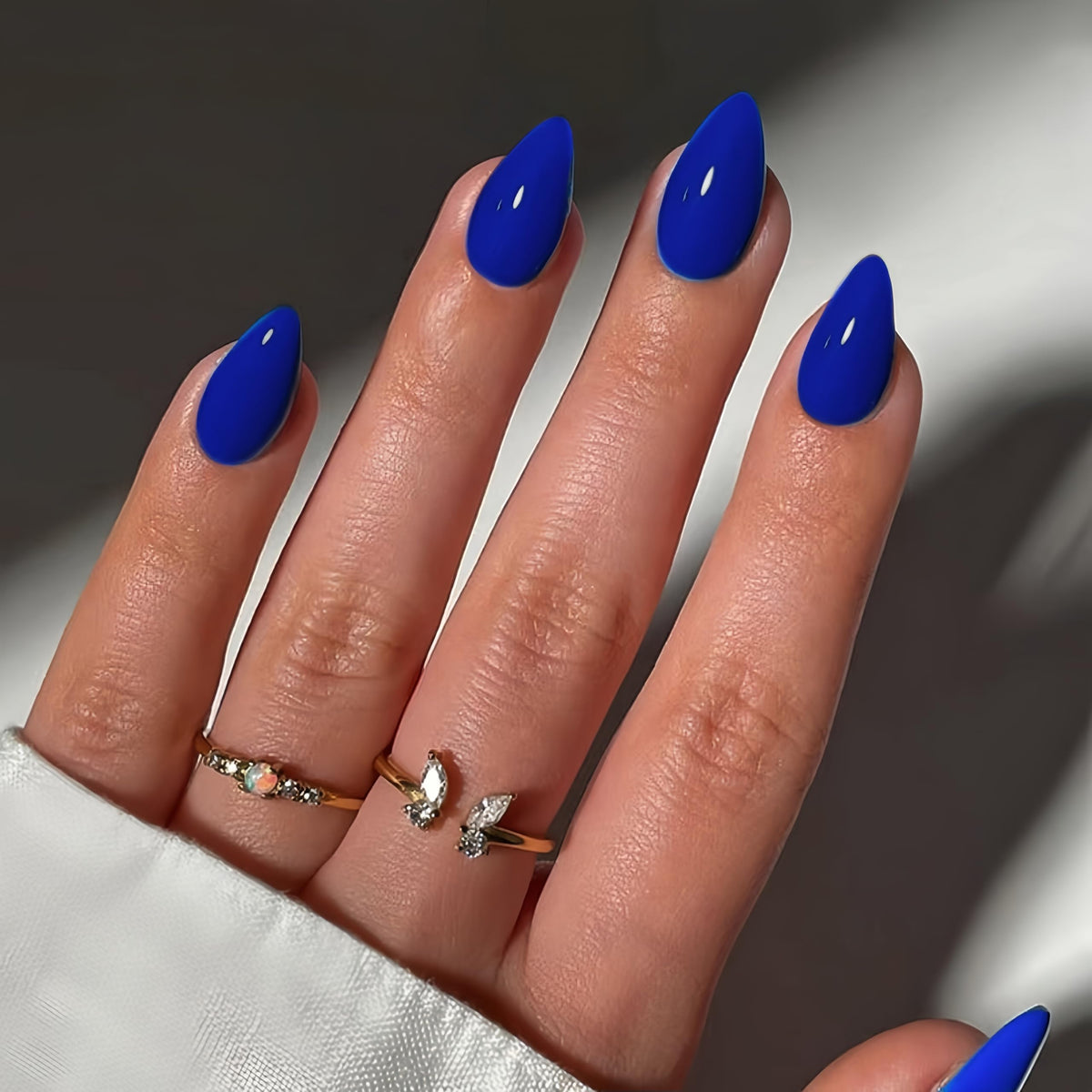 SXVME Royal Blue Press on Nails Short Almond Shaped, 30 Pcs Thick Short Fake Nails Press on Natural Acrylic False Nails Custom Solid Color Glue on Nails Medium Natural Fit For Women