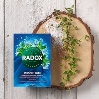 Radox Muscle Soak Bath Therapy Thyme Scented Herbal Bath Salt with expertly Blended Herbs and Minerals to Soothe and soak Your Tired and Aching Muscles, 400g Multi Buy 4 Pack