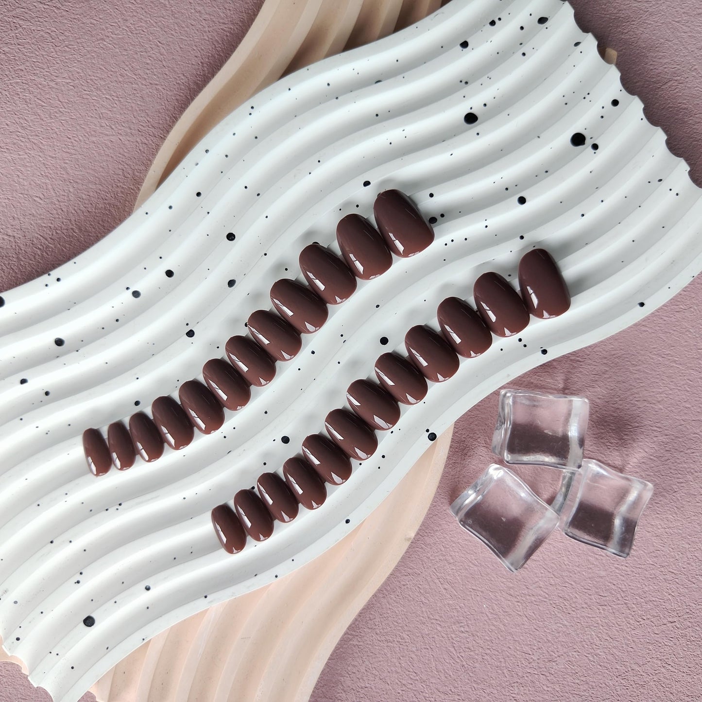 KQueenest Light Brown Press on Nails Short Oval, Short False Nails Almond, Glossy Solid Round Fake Nails Set, Reusable Natural Gel Stick on Nail for Women Finger Daily Wear 24 Pcs