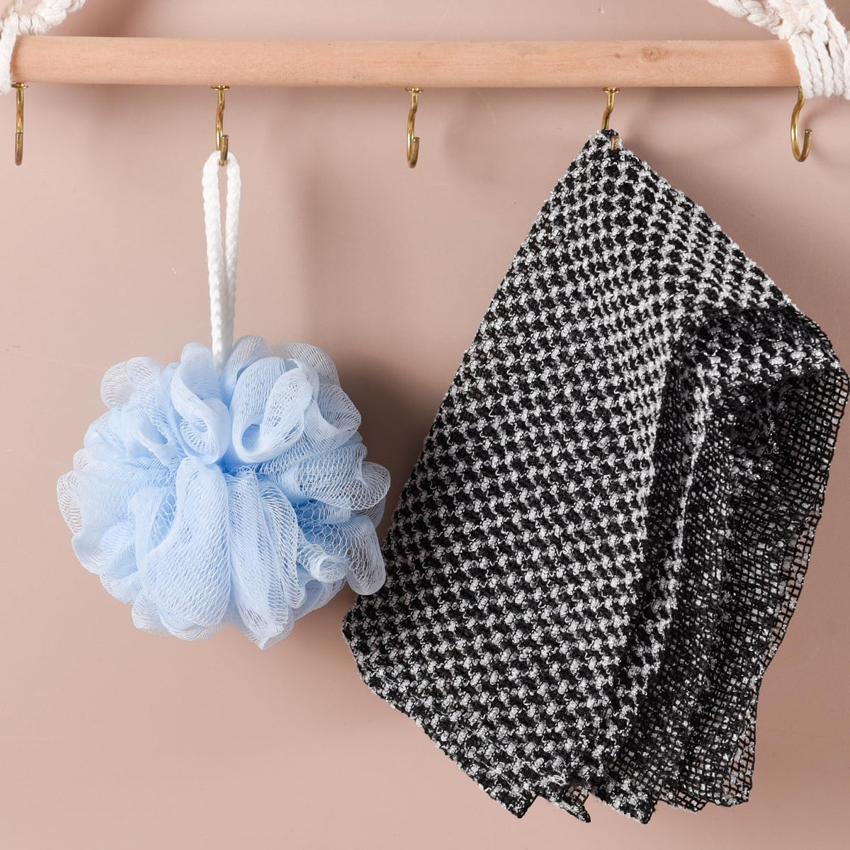 DILUSILK 2Pcs Back Scrubber, Extra Long Exfoliating Washcloth,Exfoliating Body Scrubber for Men Women, Exfoliating Towel Japanese Exfoliating Towel for Body Cleaning and Massage