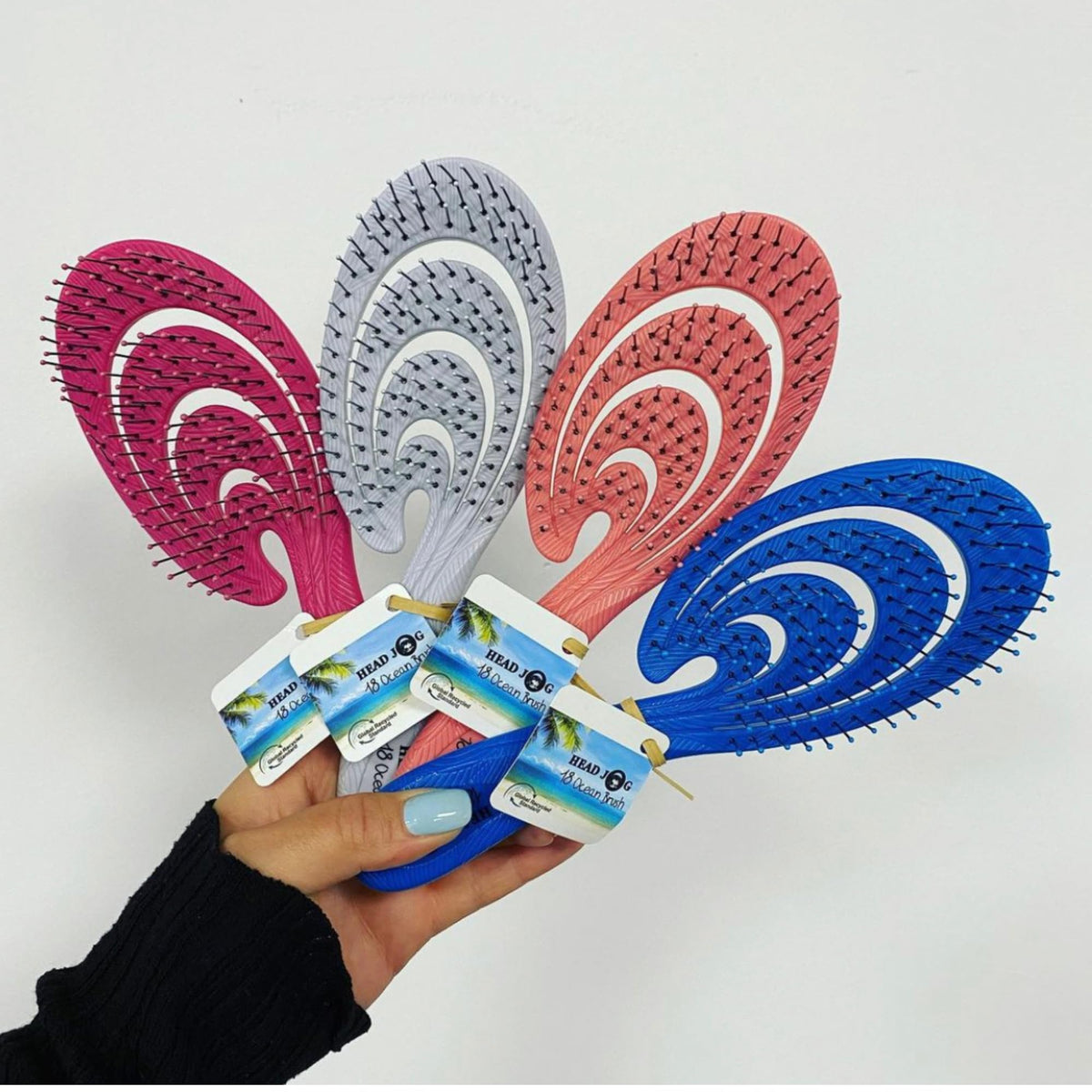 Head Jog 18 Ocean Hair Brush. Eco Friendly Vent Paddle Brushes With Flexible Soft Bristles, Detangling Wet Or Dry Hair. Gentle Brushing & Detangling Brush For Curly & Wavy Hair (Aqua)