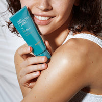 Kiko Milano KIKO Milano Sun Protection Cream Face Spf 50, Moisturising Face Sunscreen With SPF 50 And Hyaluronic Acid. Protects Against UVA And UVB Rays