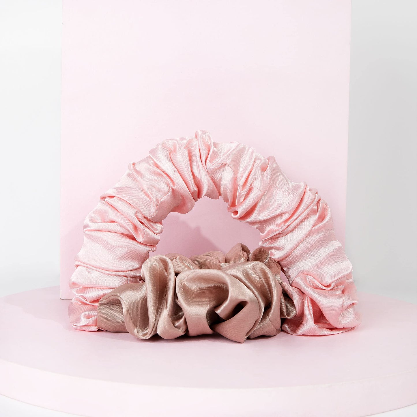 Invogue Brushworks Heatless Curling Scrunchie