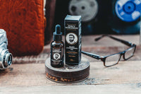 Percy Nobleman Beard Oil – 99 % Natural Conditioning & Grooming Oil – Argan, Jojoba, Avocado, Almond & Marula Oils – Vanille Musk Scent – Softens, Nourishes & Tames Coarse Beards (30 ml)