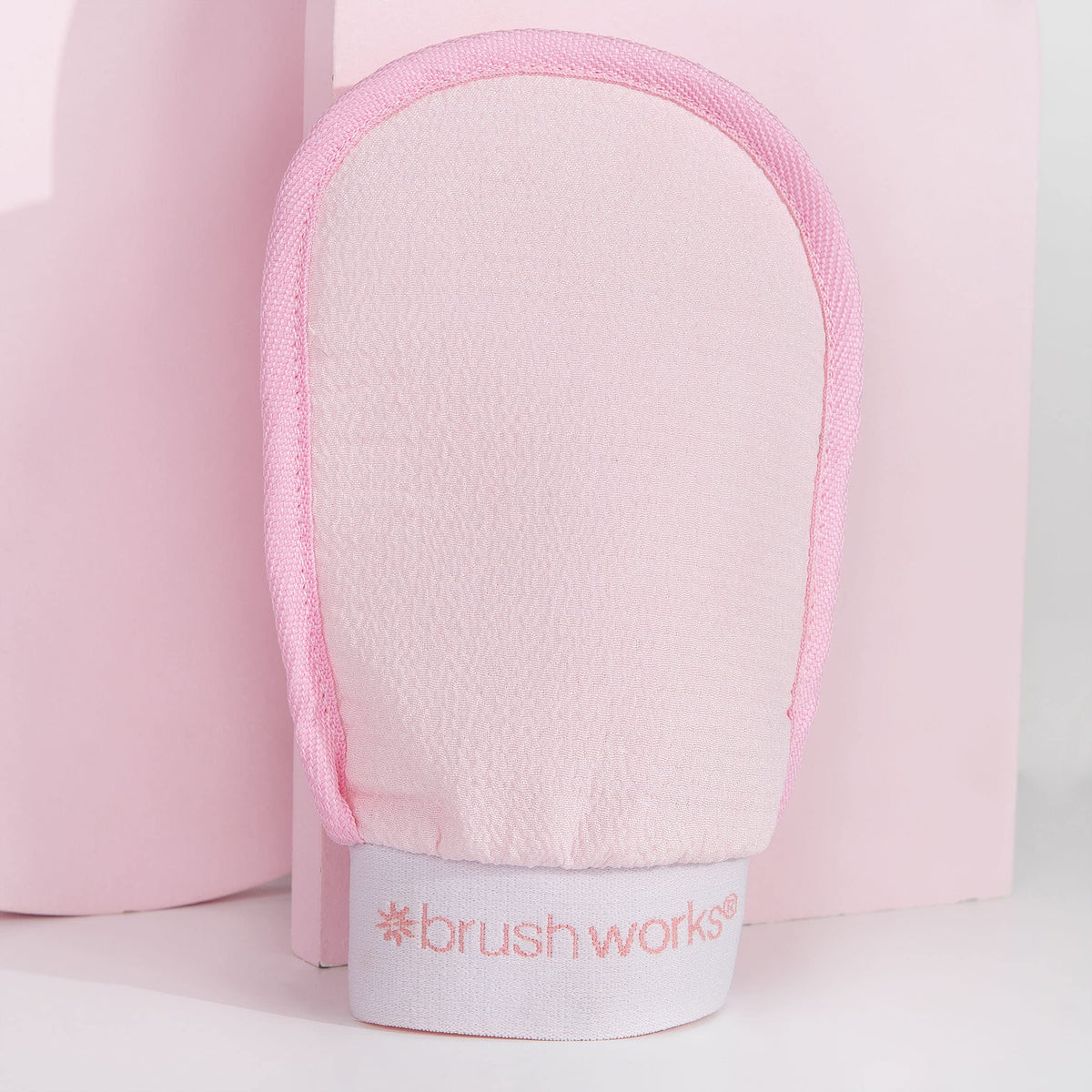 Brushworks Tan Removal Mitt – Dual Sided Exfoliating Glove Gently Buffs Away Old Fake Tan for Smooth, Even Skin | Reusable & Vegan Friendly
