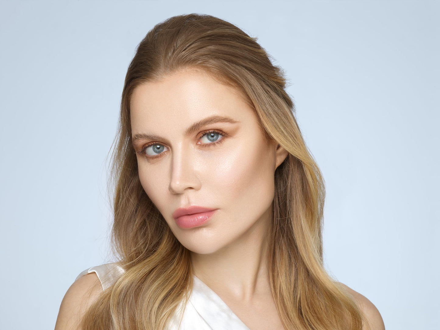 Physicians Formula Eye Booster™ Eye Lifter, Liquid and Cream Eyeshadow Stick Duo, Contours and Brightens Eyes for Instant Lift, Peptide-Infused, Universal