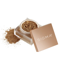 Sigma Beauty Soft Focus Setting Powder – Silky Smooth, Lightweight Loose Setting Powder for Setting Makeup, Blurring Powder Reduces the Look of Pores, Lines & Wrinkles (Cinnamon, Deep Caramel Matte)