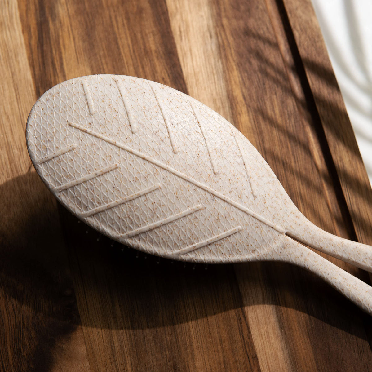 So Eco Biodegradable Detangling Brush - Gentle Bristles for Effortless Detangling, Ideal for Wet & Dry Hair, Vegan & Cruelty-Free