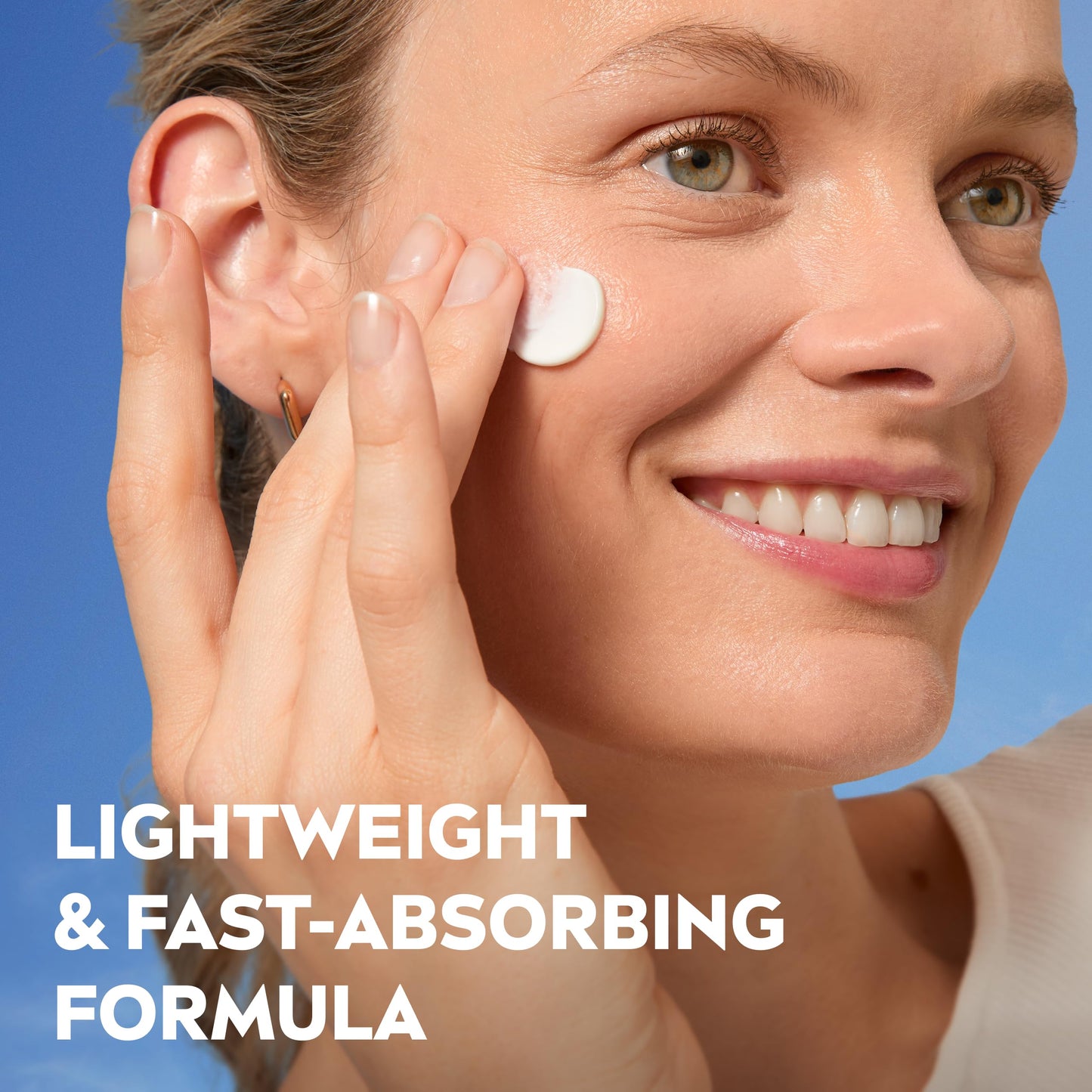 NIVEA Refreshing Day Face Cream SPF 15 (50ml), Hydrating Face Moisturiser with Aloe Vera and Hyaluronic Acid, Moisturiser with SPF for Normal Skin
