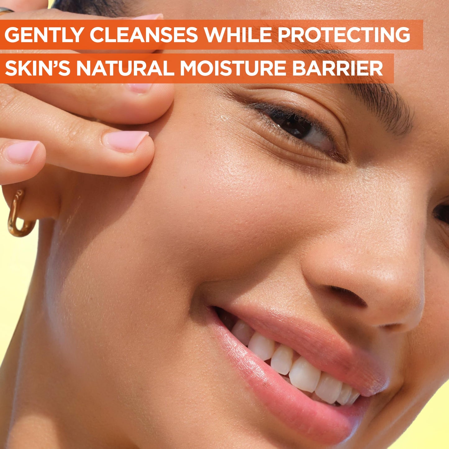 Garnier Vitamin C* Brightening Cream Cleanser, Removes Make-up, 250ml