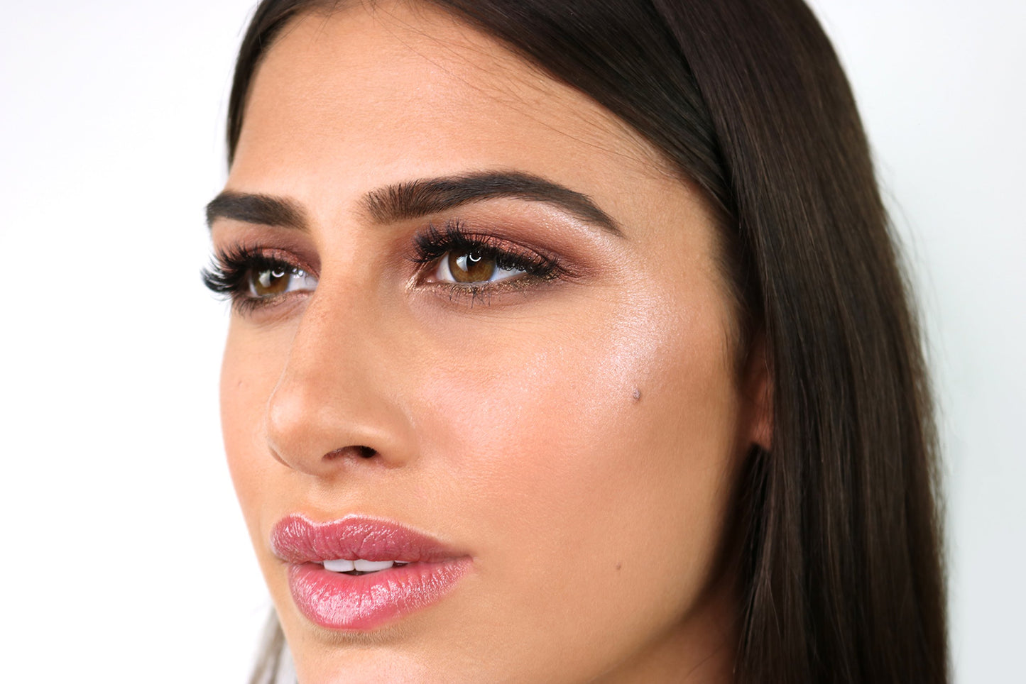 WUNDERBROW CAVIAR ILLUMINATOR - Cream Highlighter Makeup For Glowy Skin, Golden Sand Colour