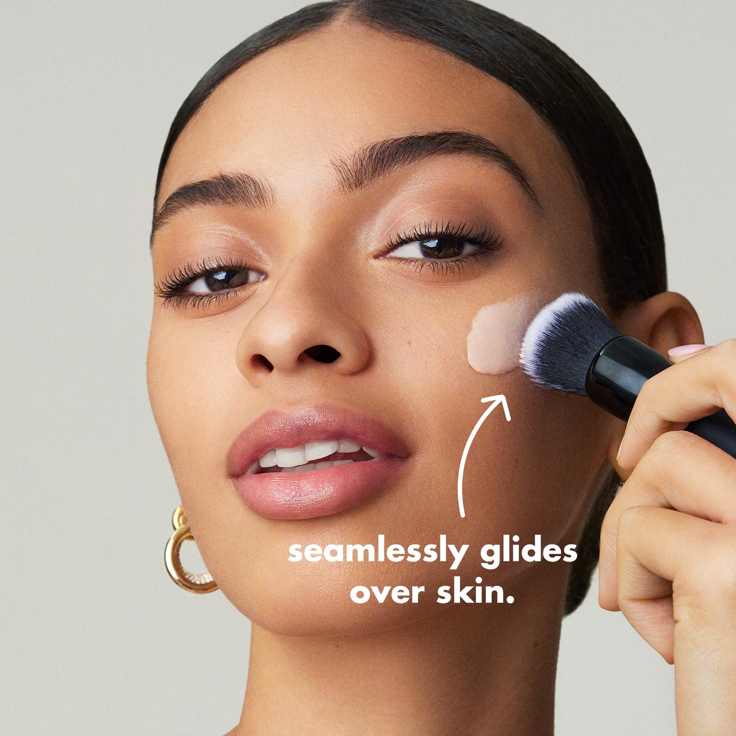 e.l.f. Liquid Poreless Putty Primer, Hydrating Liquid Face Primer For A Smooth Complexion, Grips Makeup For Longwear, Vegan & Cruelty-free