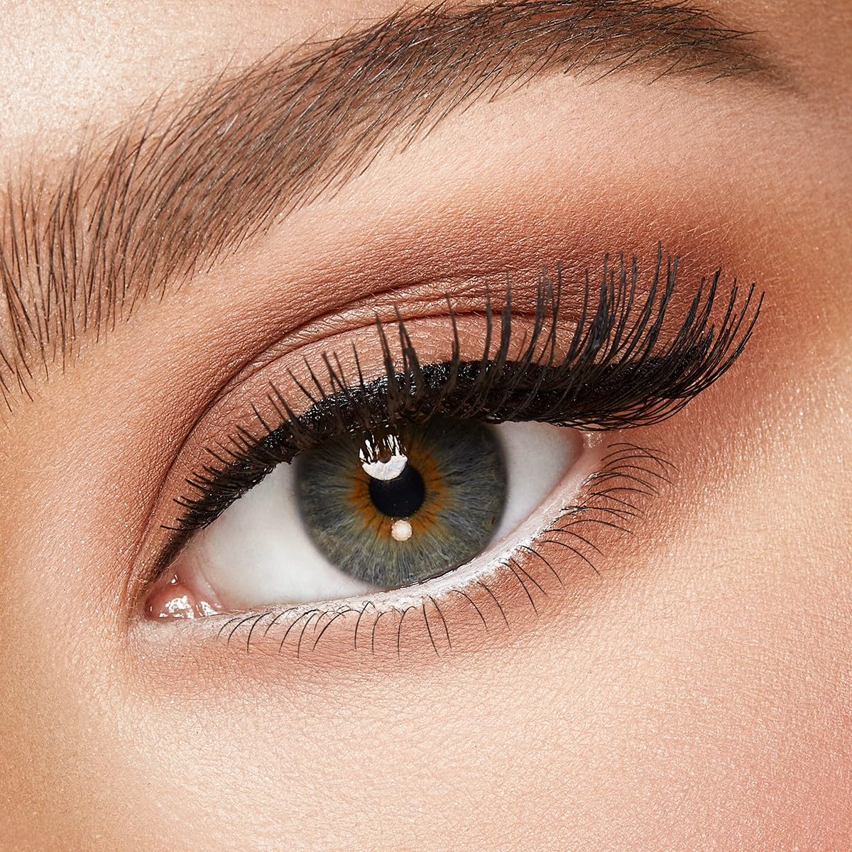 KIKO Milano High Pigment Eyeshadow 30 | Highly pigmented long-lasting eye-shadow, available in 5 different finishes: matte, pearl, metallic, satin and shimmering