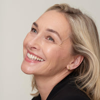 WUNDERBROW Light-Sculptor Highlight Duo Pencil, Dual Ended Matte & Shimmer (Medium/Deep)