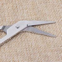 PETA Easi-Grip Long Reach Toe Nail Cutter, Ergonomic Long Loop Handle that Fits Comfortably On Hand, Extended Length Gives Extra Reach, Ideal for Anyone with Weak Hands, Poor Grip or Tremors