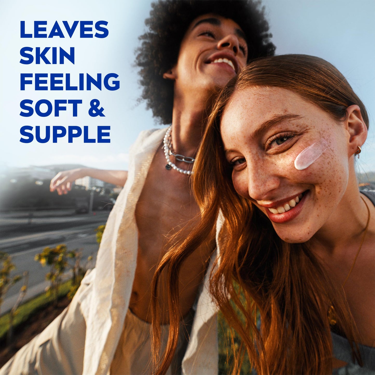 NIVEA Soft Moisturising Cream (500ml), 48H Face Moisturiser for Face, Body and Hands with Vitamin E and Jojoba Oil, Hand Lotion Moisturises Deeply, Vegan Formula Day Cream