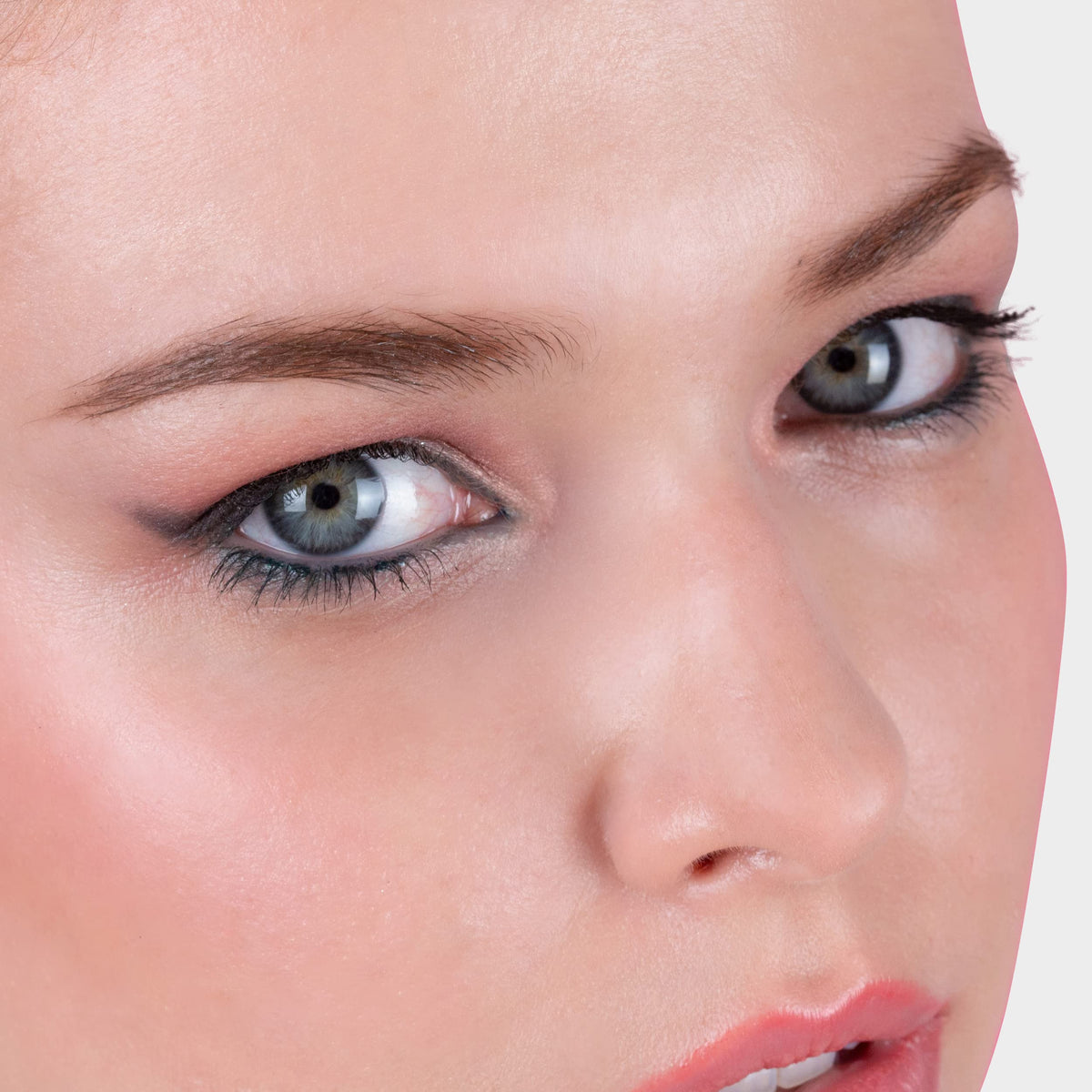 IMPALA Impala Eyebrow Powder Color 01 Mocha long wear with easy applicator