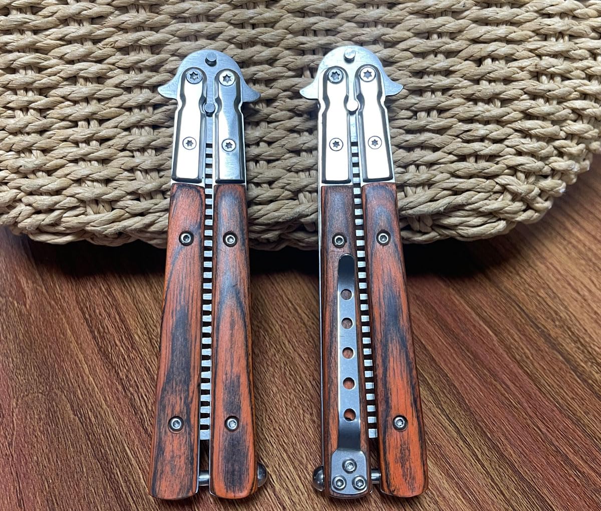 DYBADYSA 1 Pcs Metal Stainless Steel Durable Folding Butterfly Comb Gift Set