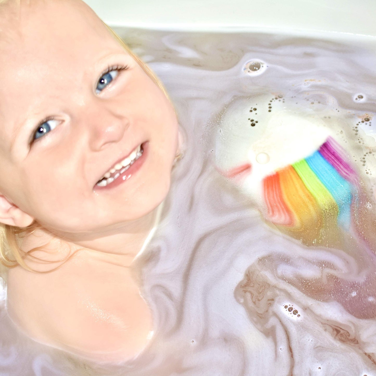 3 x Large Cloud Rainbow Bath Bombs from Zimpli Kids, Special Effect Handmade Baff Bombz Gift Set for Children, Non-Irritating and Non-Toxic