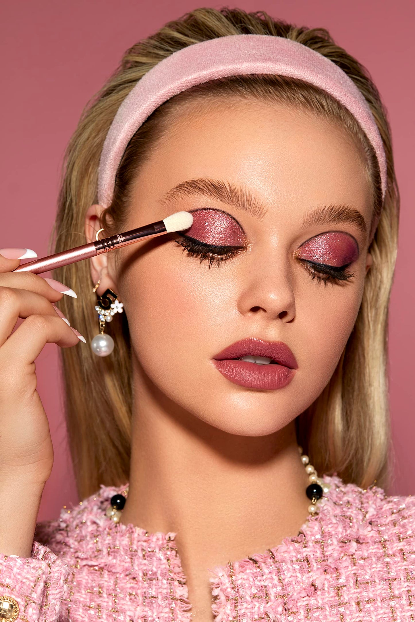 Sigma Beauty New Mod Eyeshadow Palette - Neutral Mauve Eyeshadow Shades - Warm Eyeshadow Shades in Matte, Shimmer and Metallic Finishes - Highly Pigmented Vegan Eye Makeup Palette - Clean Beauty