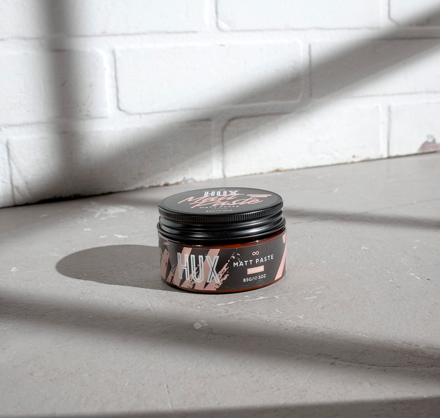 HUX Matt Paste, an all-round styling hair paste product, for accentuating curls and adding texture to any hairstyle. 85g