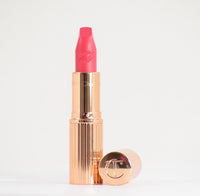 CHARLOTTE TILBURY Hot Lips by Charlotte Tilbury Matte Revolution: Electric Poppy