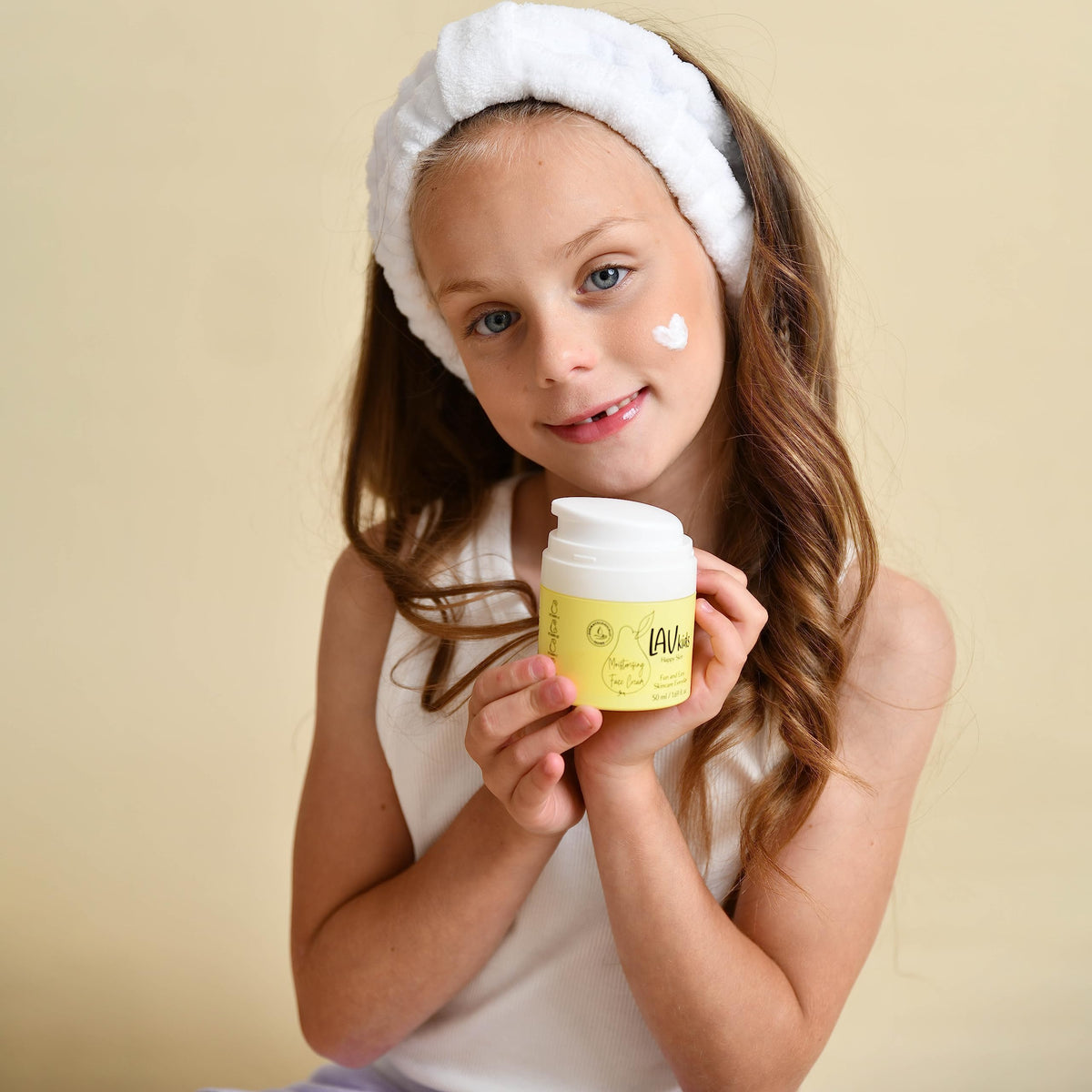 LAV KIDS Lav Kids 3-Step Daily Skincare Set for Kids – Foaming Cleanser 100ml, Face Cream 50ml, SPF 50 Sunscreen 50ml – Hypoallergenic with Hairband & Travel Mesh Bag – Gentle for Sensitive Skin (Moisturusing)